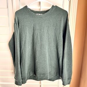 Orvis Men's Green Crewneck Sweatshirt Size M Classic Pullover Outdoor Casual